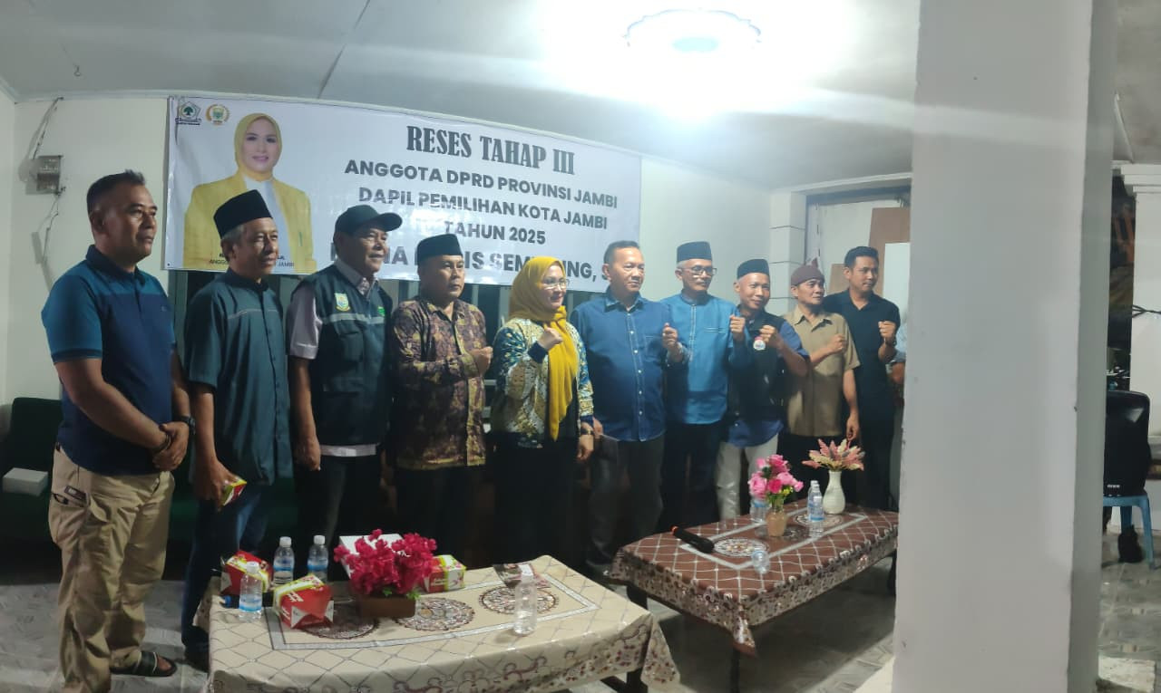 Anggota Dewan DPRD Provinsi Jambi, Riana Dosris Sembiring, SH mengadakan Reses ke RT 39 Kelurahan Je