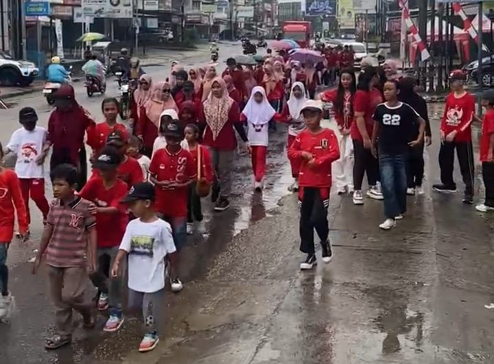 Semarak kegiatan 17 Agustus dengan Jalan Santai